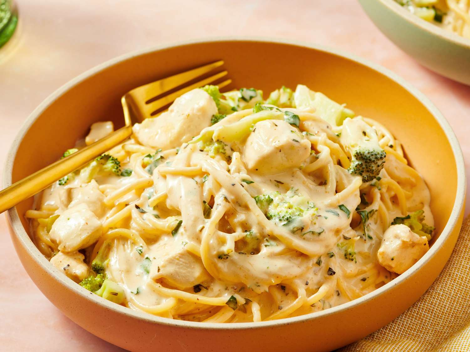 Creamy Chicken Alfredo Pasta